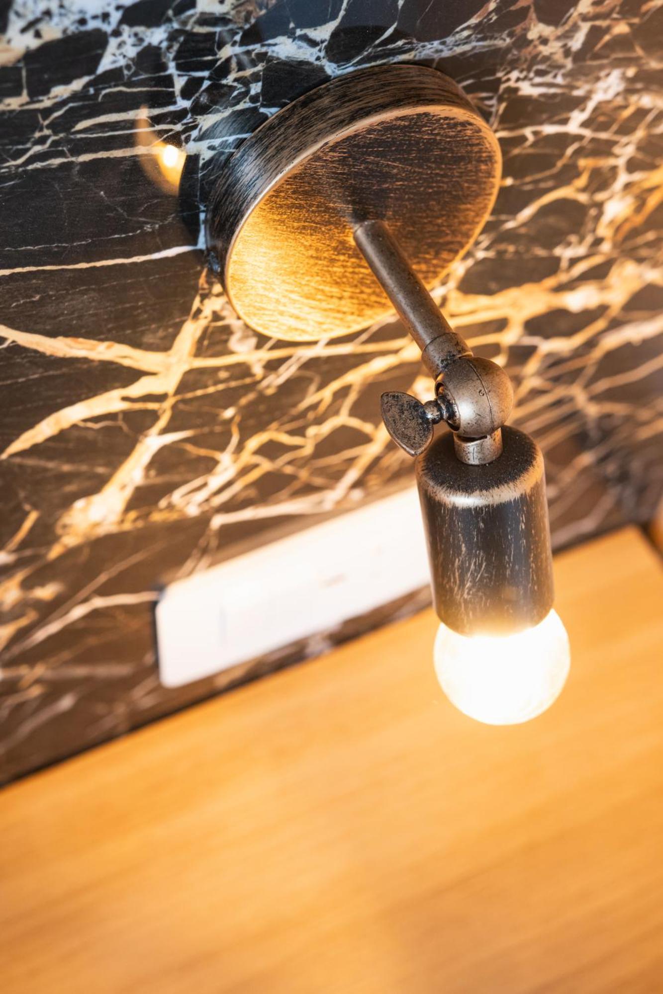 New Elegance Suites Guesthouse オリスターノ エクステリア 写真