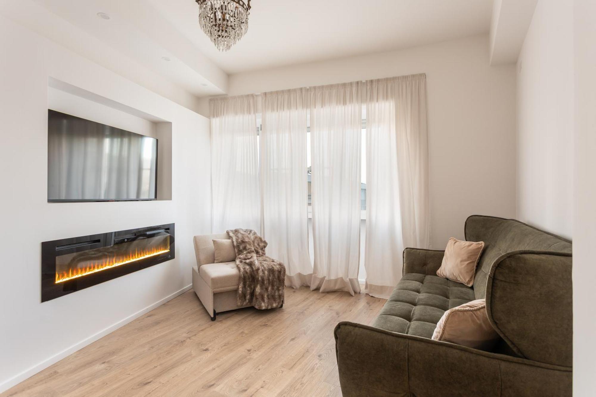 New Elegance Suites Guesthouse オリスターノ エクステリア 写真